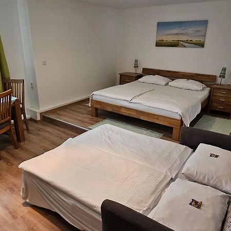 Hotel Hirsch Guenzburg Ngoại thất bức ảnh