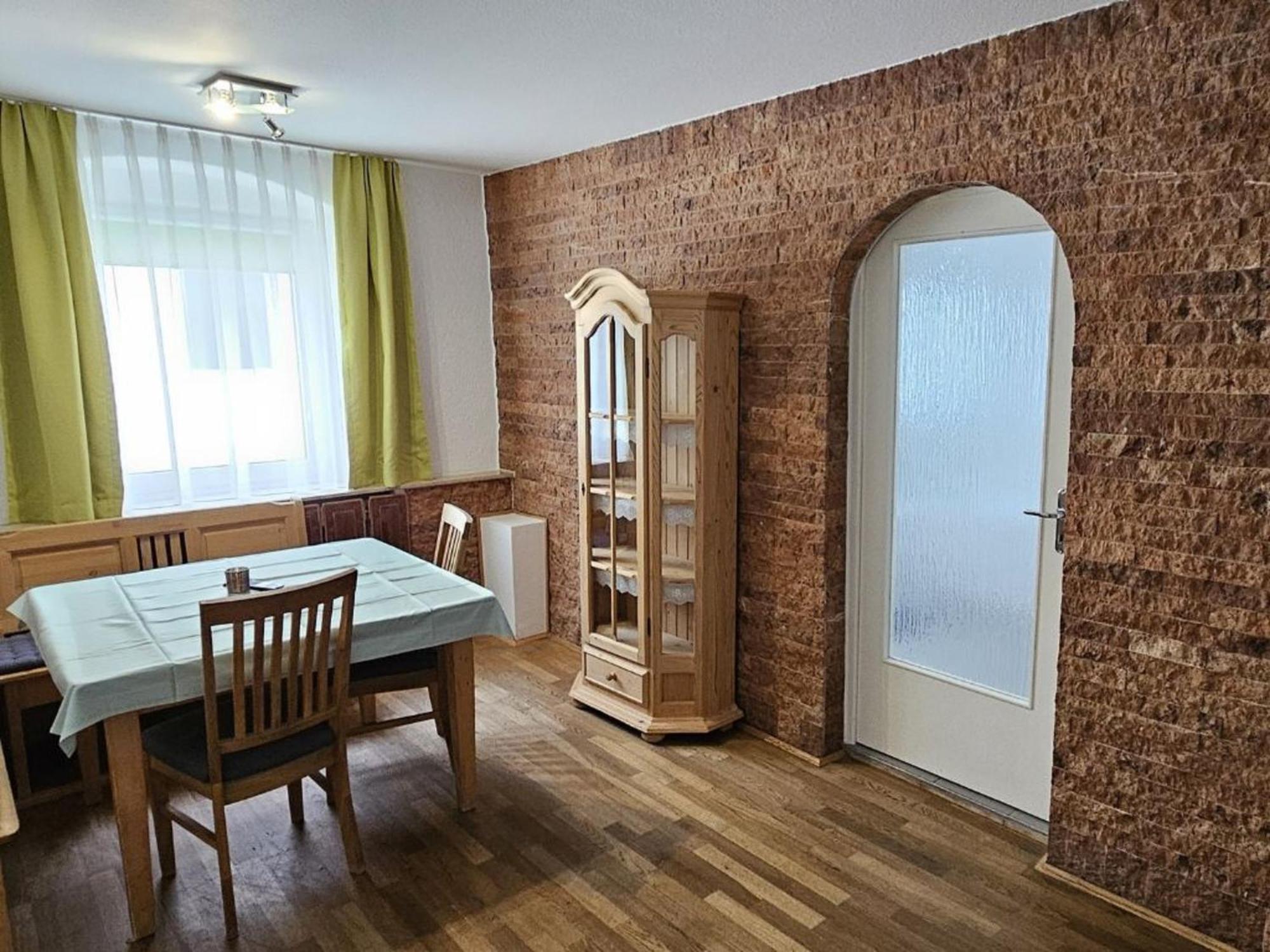 Hotel Hirsch Guenzburg Ngoại thất bức ảnh