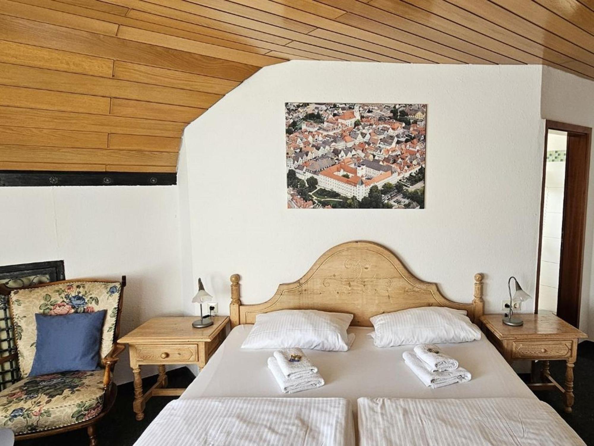 Hotel Hirsch Guenzburg Ngoại thất bức ảnh