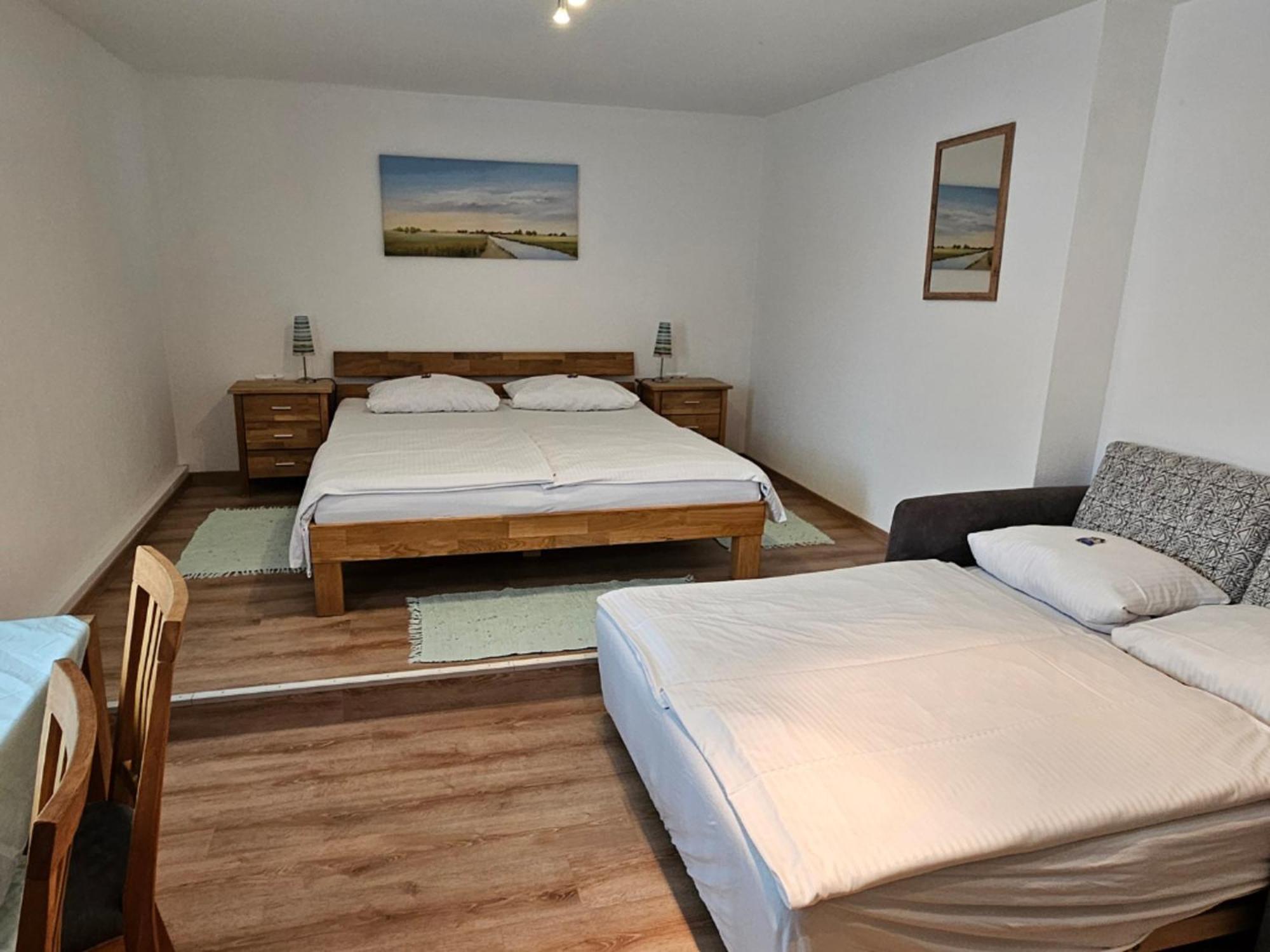 Hotel Hirsch Guenzburg Ngoại thất bức ảnh